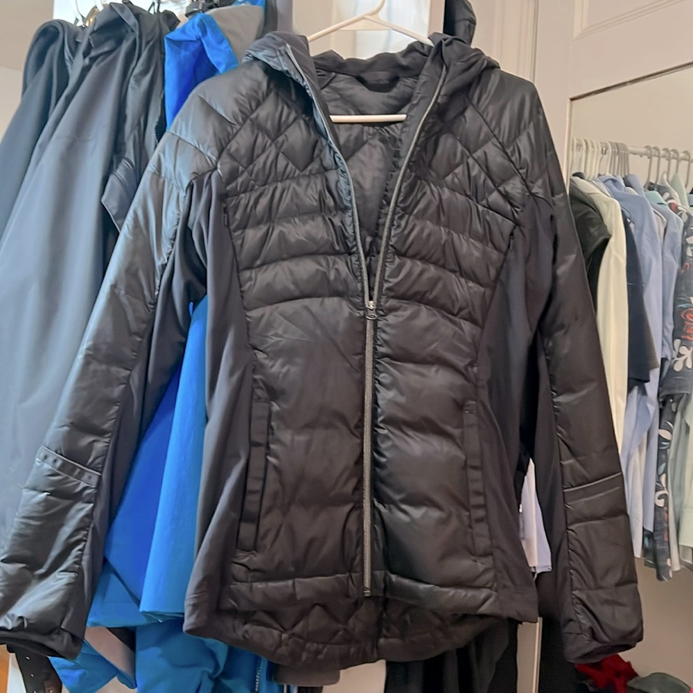 Lululemon Black Jacket Size 6 like new